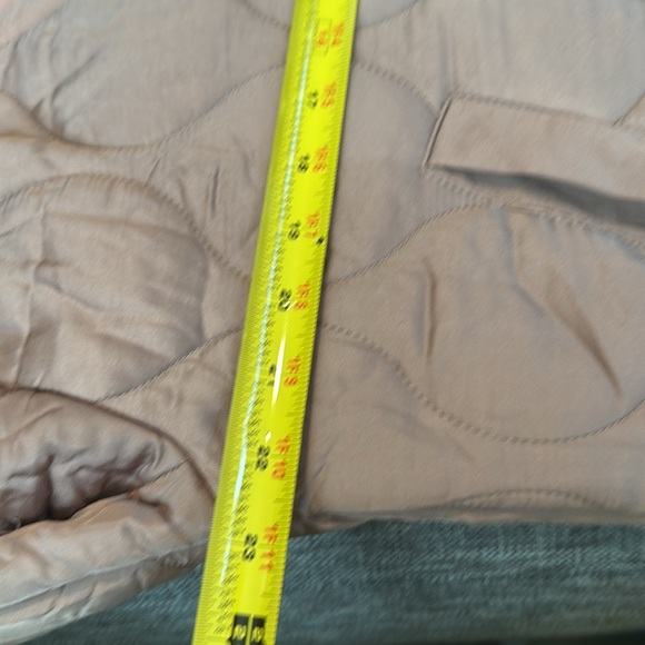 Olivaceous Green Quilted Puffer Jacket Oversized Size Small - Picture 10 of 10